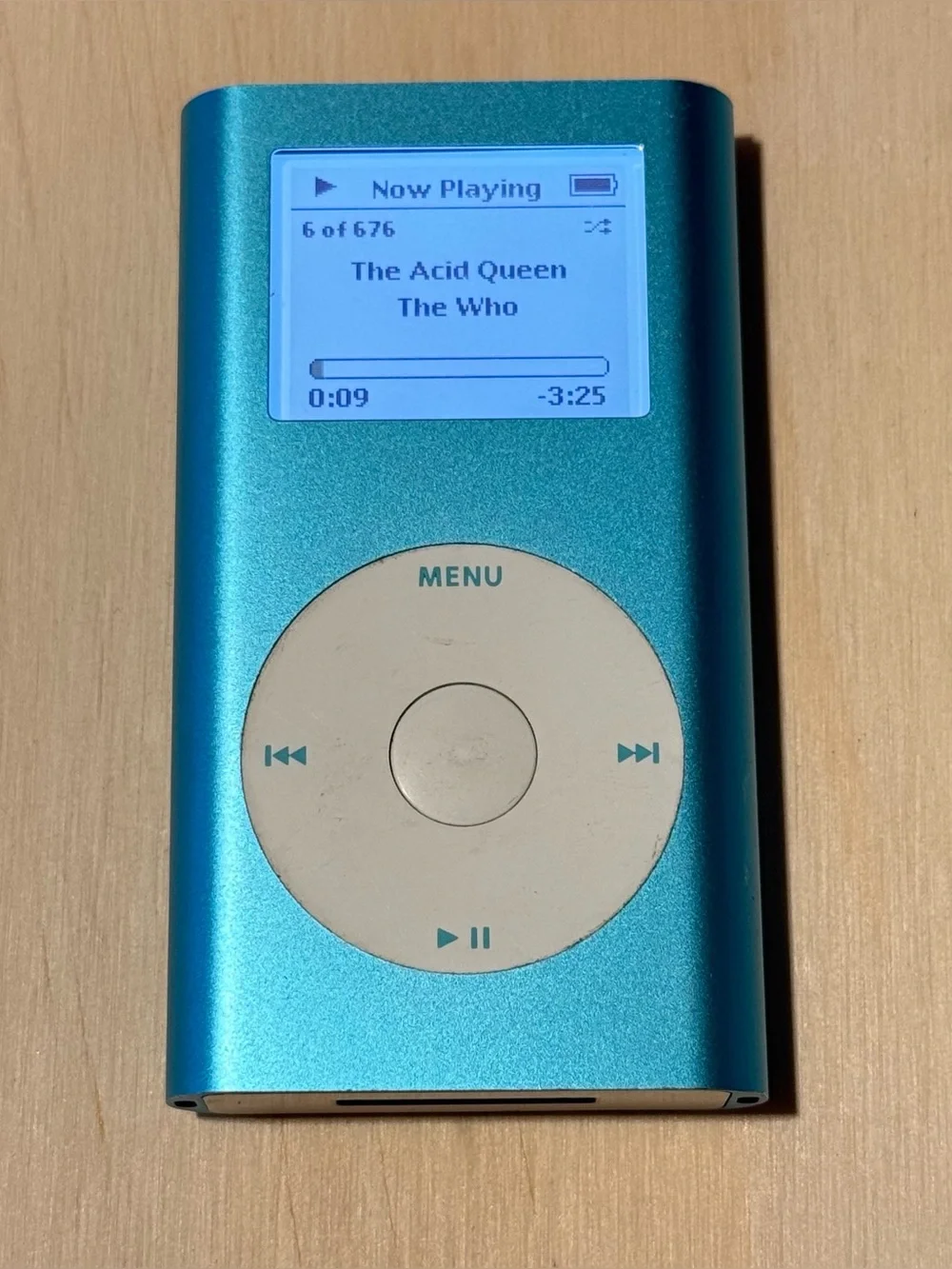 iPod Mini 1st Gen Model:A1051 6GB Blue Tested Good w/676 Song Read Info Below!!